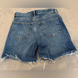 Universal Thread Women’s Bermuda Shorts Size 6